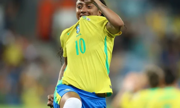 Em noite inspirada, Kerolin destaca DNA da Seleção: “União, garra e determinação”