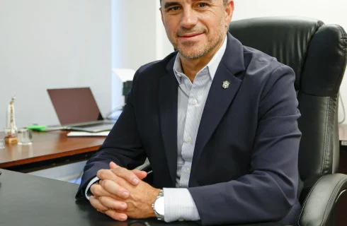 CBF confirma extensão dos vínculos da Comissão Técnica