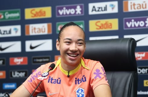 Aline Gomes: “Meu maior sonho é estar na Copa do Mundo”