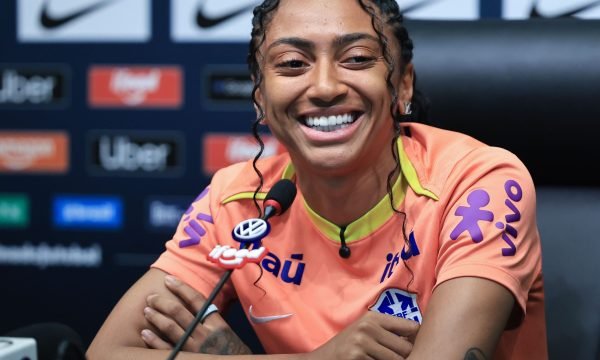 Kerolin exalta qualidade do Canadá, adversária na “decisão” do FIFA Series