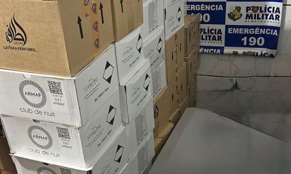 Polícia Militar prende homem com 14 caixas de produtos contrabandeados em Alto Araguaia