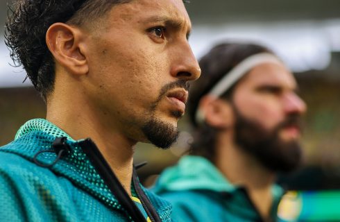 Marquinhos se torna 2º zagueiro com mais jogos pela Seleção no estádio onde estreou pela Amarelinha