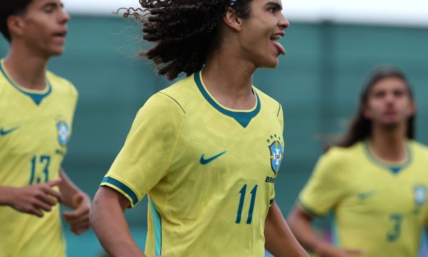 Brasil goleia Irlanda por 7 a 2 e avança às oitavas da Copa do Mundo e Festival Sub-15 da FIFA