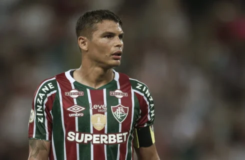 Futebol ao vivo: horários e onde assistir aos jogos de hoje (05/12/2024)