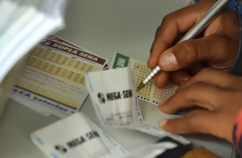 Mega-Sena sorteia prêmio acumulado de R$ 85 milhões neste domingo