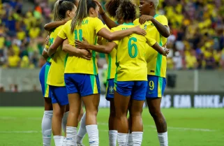Brasil e Argentina empatam por 2 a 2 na Arena de Pernambuco