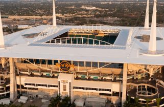 Palco de Brasil x Escócia, Hard Rock Stadium já recebeu Copa do Mundo de Clubes, Copa América e 6 Super Bowls