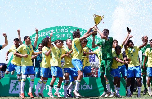 Brasil vence o Paraguai nos pênaltis e conquista o bicampeonato da Liga Evolução Sub-15