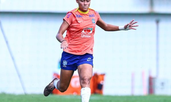 Isa Kotait: “O grupo está muito unido para a estreia”