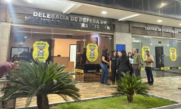 Polícia Civil prende em flagrante homem que agrediu ex-mulher e filho em Várzea Grande