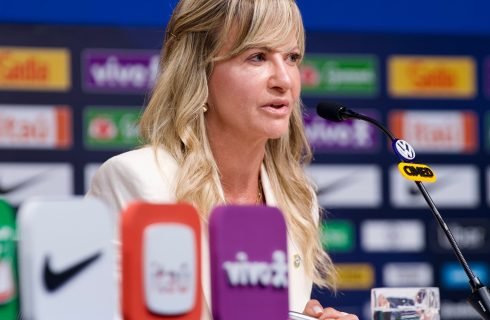 Cris Gambaré reforça importância do FIFA Series na preparação para a Copa do Mundo