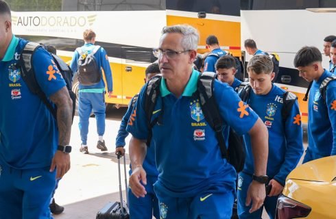 Seleção Sub-17 chega em Barranquilla para dois amistosos com a Colômbia