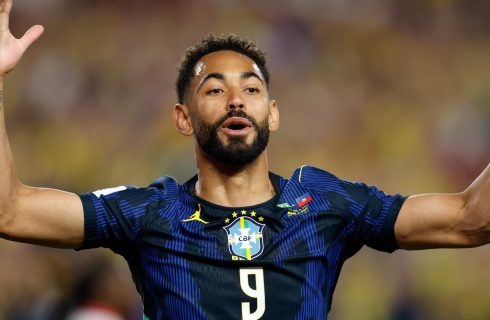 Brasil vence Haiti por 3 a 0 e assume liderança do Grupo C