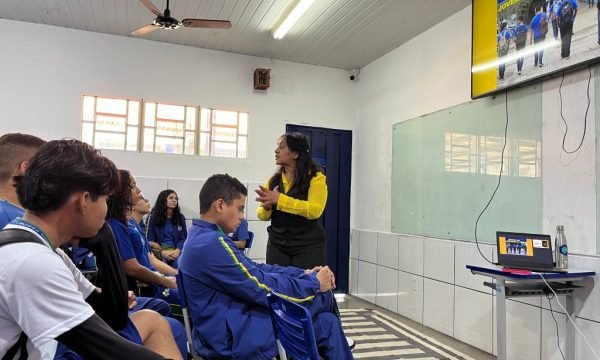 Detran leva circuito de palestras sobre educação para o trânsito a 680 estudantes de Cuiabá