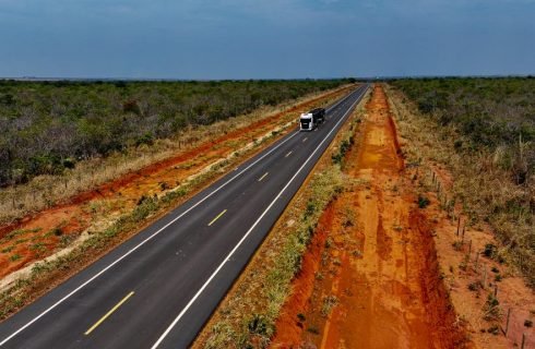 Governo vai asfaltar rodovia em Campo Novo e recuperar ruas de Diamantino
