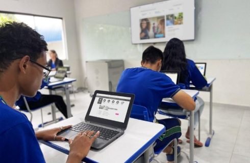 Seduc amplia ensino bilíngue em Mato Grosso com cinco escolas integrais vocacionadas às línguas