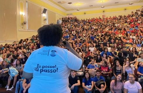 Seduc alerta estudantes para prazos e procedimentos do Prêmio Redação Nota 1.000