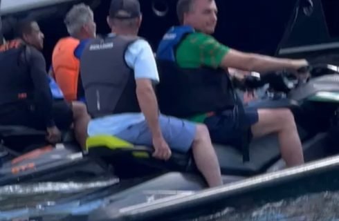 Bolsonaro Chega em Balneário Camboriú para Feriado de Páscoa com Amigos do Agro de MT