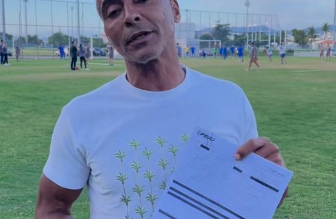 América-RJ inscreve Romário para disputa da Série A2 do Carioca