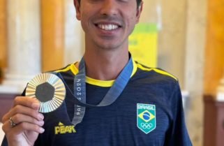 Caio Bonfim ganha prata em etapa mundial da marcha atlética na China