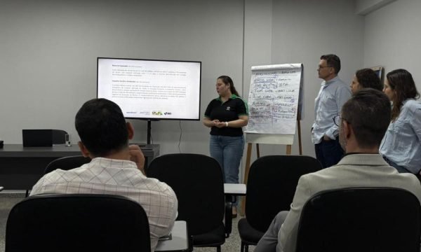 Capacitação prepara setor público e privado para apresentar projetos a investidores