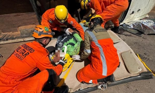 Bombeiros atendem ocorrências de acidentes de trânsito em Nova Mutum e Lucas do Rio Verde