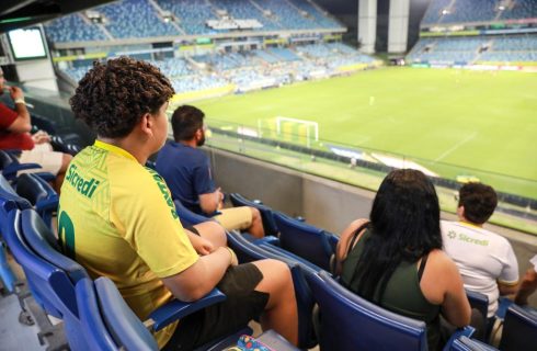 Setasc abre inscrições para sorteio do Camarote dos Autistas para jogo entre Cuiabá e Vila Nova