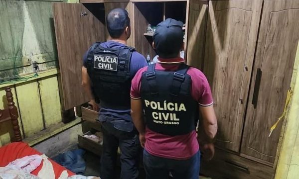 Polícia Civil cumpre mandado de busca e apreensão em Comodoro e apreende armas de fogo e munições