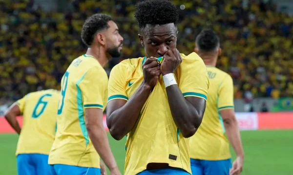 Brasil goleia o Panamá no Maracanã: 6 a 2