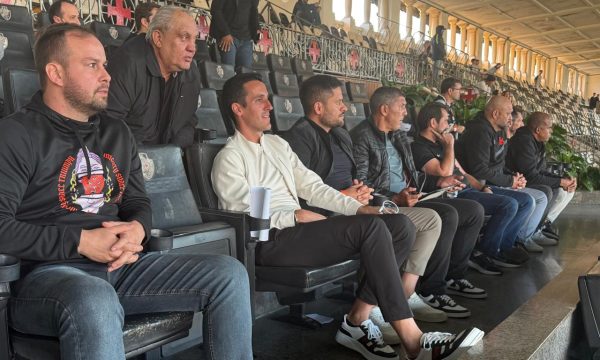 Comissão técnica da Seleção Brasileira Sub-20 acompanha Vasco x Cruzeiro