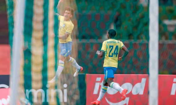 Mesmo com um a menos, Seleção Sub-17 domina Venezuela e vence por 3 a 0 na Granja Comary