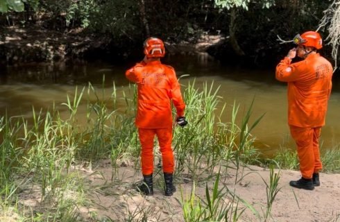 Bombeiros localizam corpo de idoso desaparecido após sair para pescar