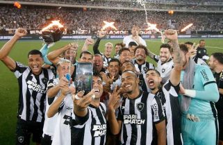 Botafogo supera lesão de Tiquinho e vence a primeira na Libertadores