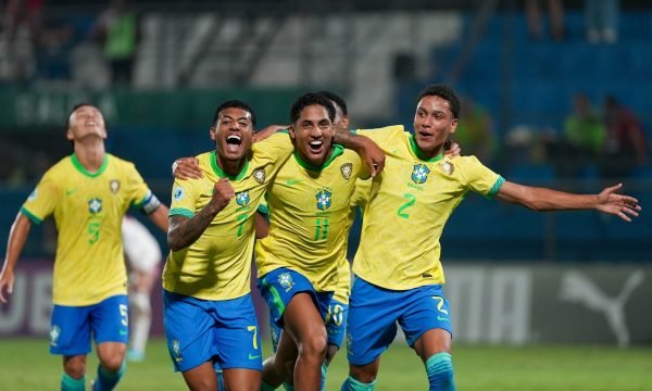 De virada, Seleção Brasileira Sub-17 goleia Peru pelo Sul-Americano