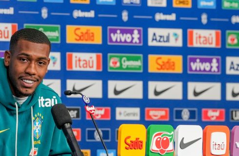 Rayan valoriza força coletiva da Seleção antes de duelo eliminatório da Copa