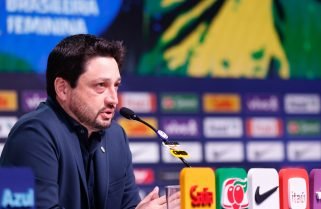 Arthur Elias apresenta convocadas para amistosos contra EUA e período de preparação