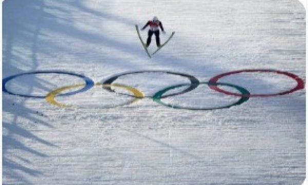 Com mudanças climáticas, Jogos de Inverno usam 85% de neve artificial