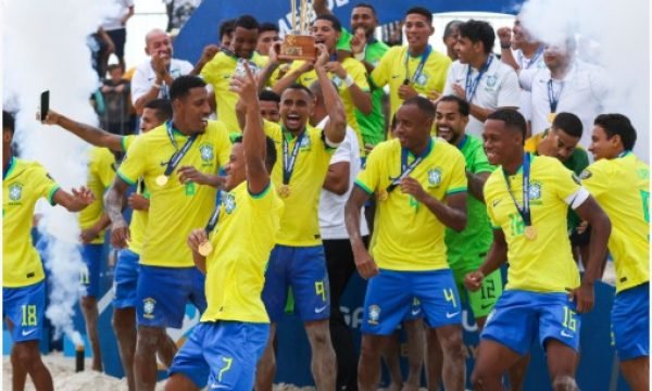 Brasil é pentacampeão da CONMEBOL Liga Evolução de Beach Soccer