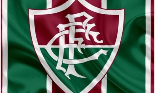 Flu bate Corinthians no Maracanã e assume vice-liderança do Brasileiro