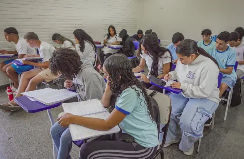Estudantes de escolas públicas querem ensino e aprendizagem melhores