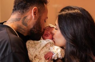 Neymar, Cristiano Ronaldo e Carlitos Tevez nasceram no mesmo dia. Será que astrologia explica sucesso no futebol?