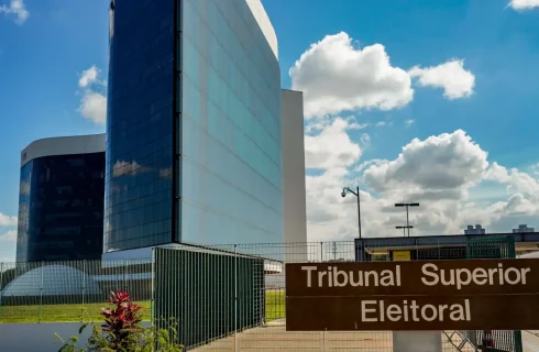 TSE irá julgar decisão que barrou postagens sobre Nossa Senhora