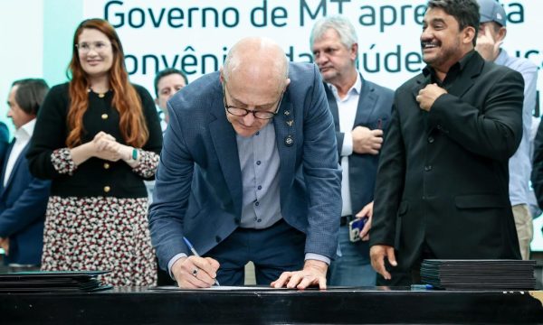 Parceria entre Governo e municípios do Vale do Teles Pires e Portal da Amazônia: “Visão dessa gestão nos ajuda a planejar as obras”, afirma prefeito