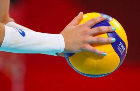 Brasil vira sobre o Japão e alcança final da Liga das Nações de vôlei