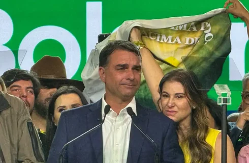 PL oficializa candidatura de Flávio Bolsonaro à Presidência